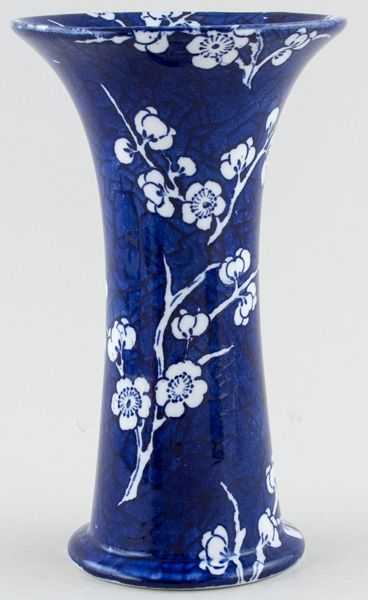 Vase c1900